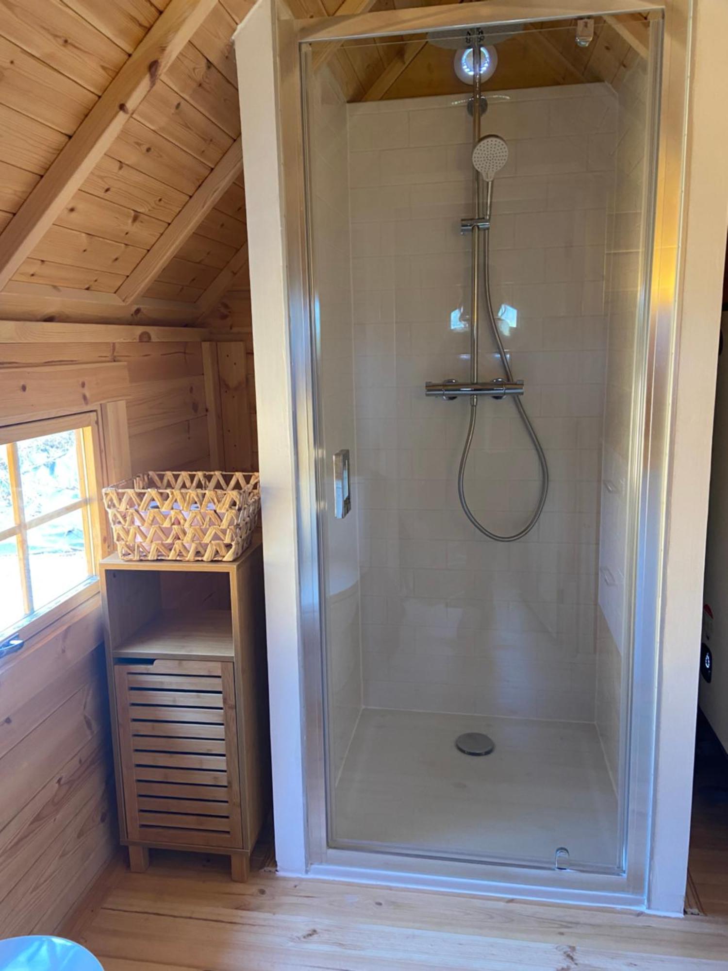 Maison Bois Kota / Bain Nordique / Proche De La Mer / Kota Grill Longueil 外观 照片